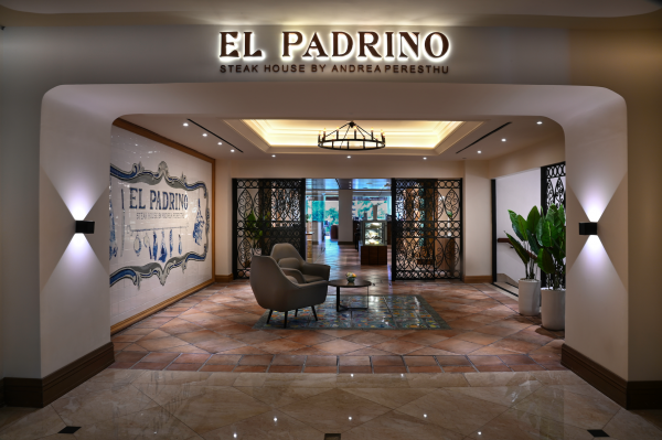 El Padrino Steakhouse by Andrea Peresthu - Hotel Borobudur Jakarta: Harga, Tipe Kamar dan Fasilitas Untuk Liburan Anda - jakartatraveller.com