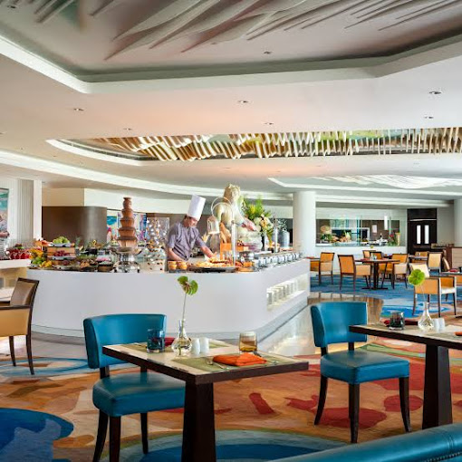 Restoran - Pengalaman Menginap Mewah di Hotel Ciputra Jakarta: Fasilitas dan Layanan Terbaik - jakartatraveller.com